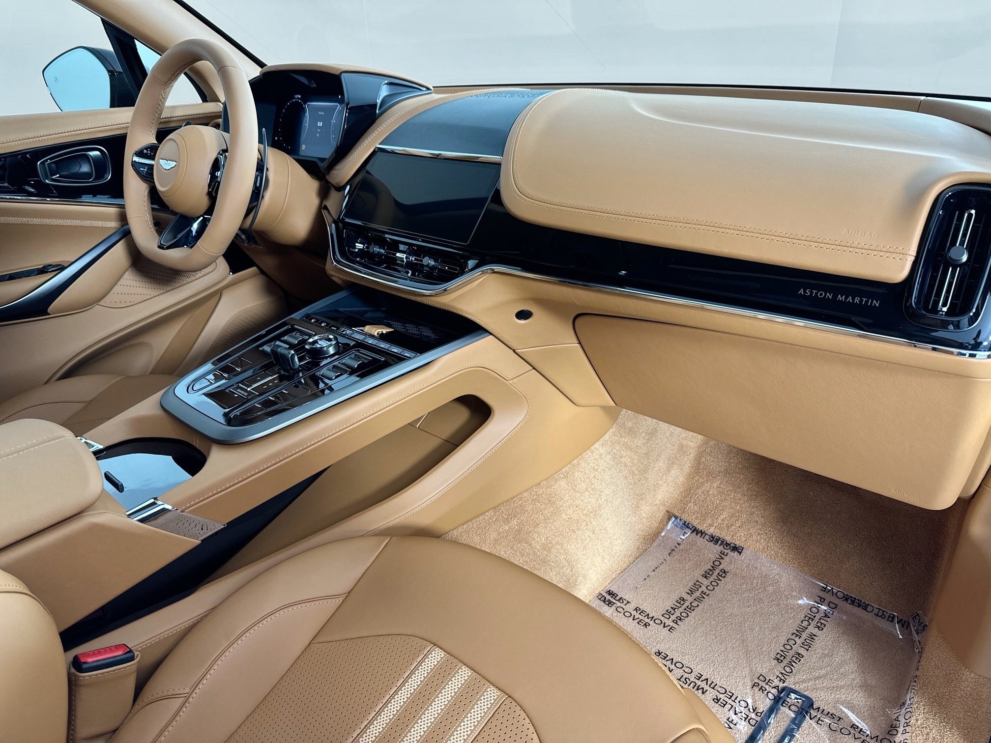 2026 Aston Martin DBX 707