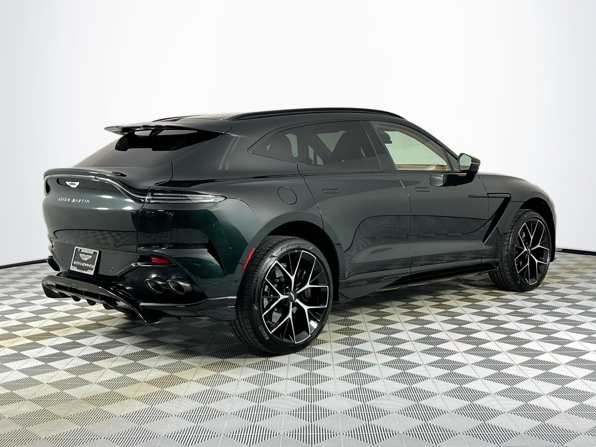 2026 Aston Martin DBX 707