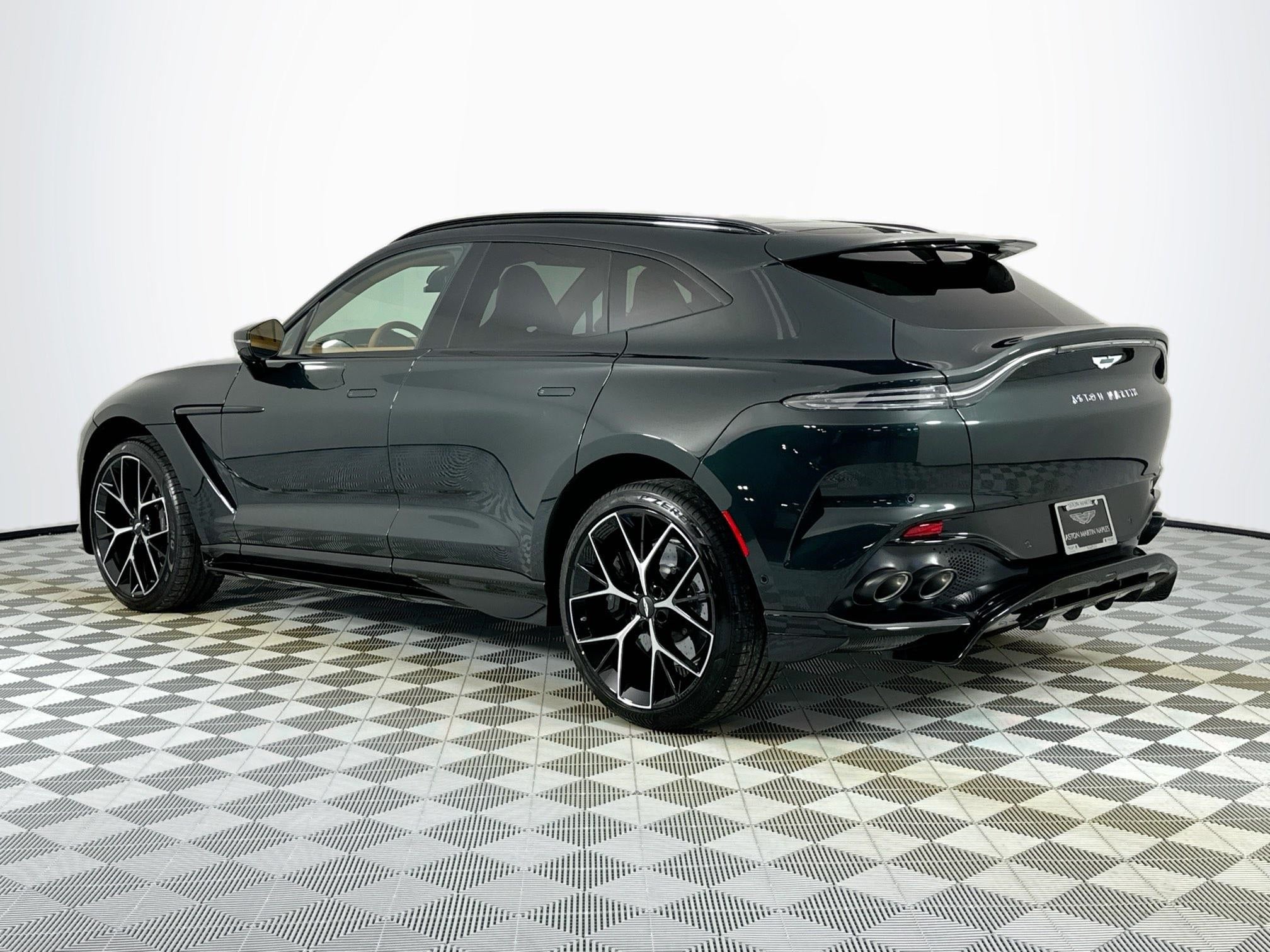 2026 Aston Martin DBX 707