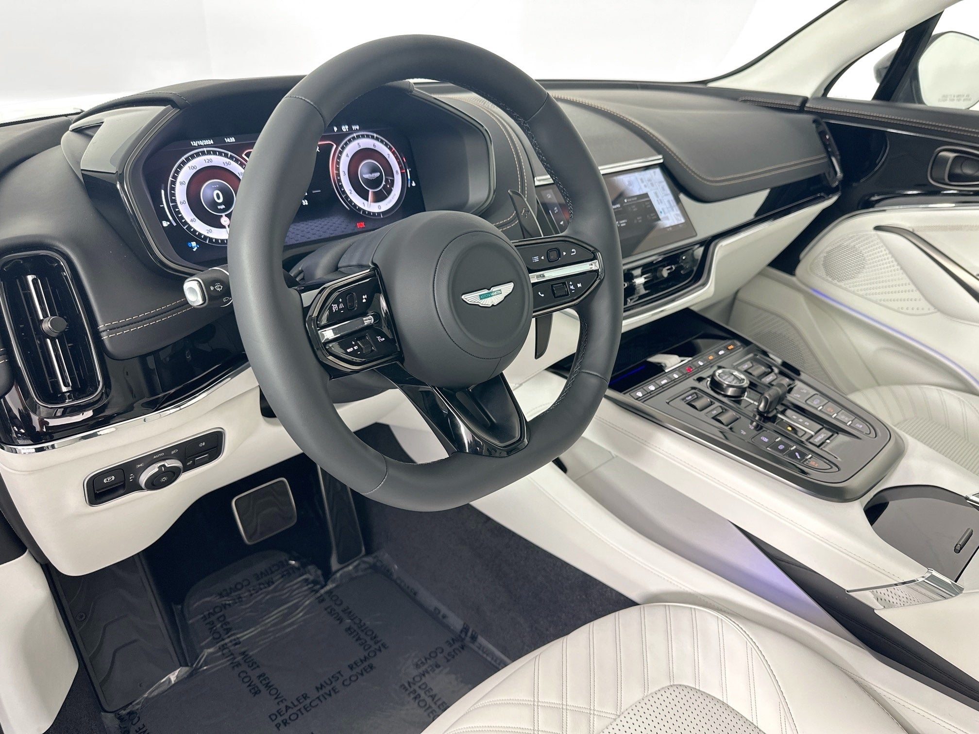 2025 Aston Martin DBX 707 Base