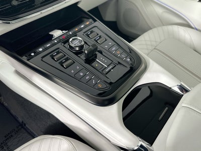 2025 Aston Martin DBX 707 Base