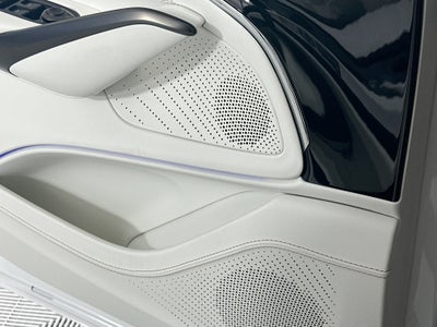 2025 Aston Martin DBX 707 Base