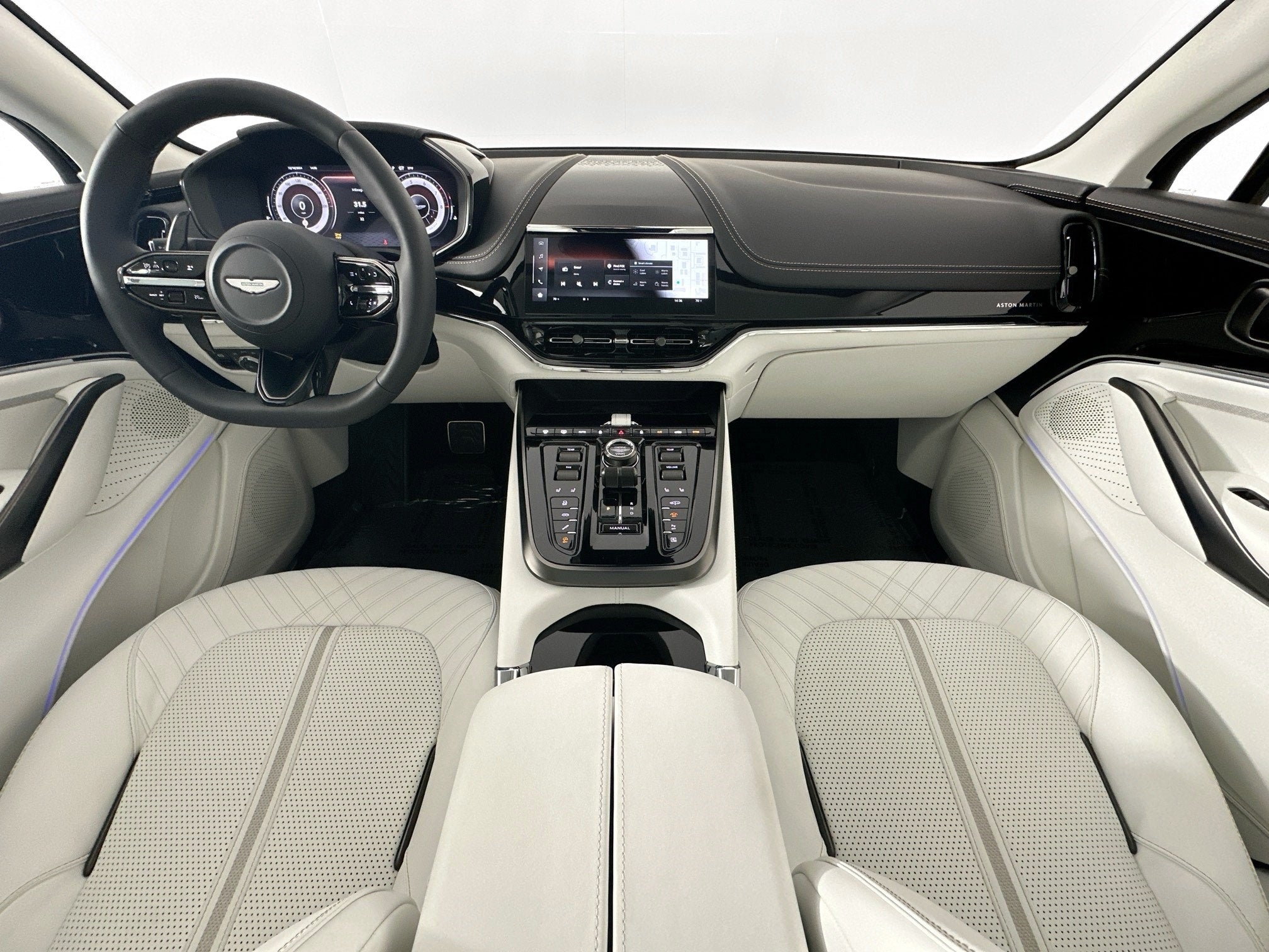 2025 Aston Martin DBX 707 Base