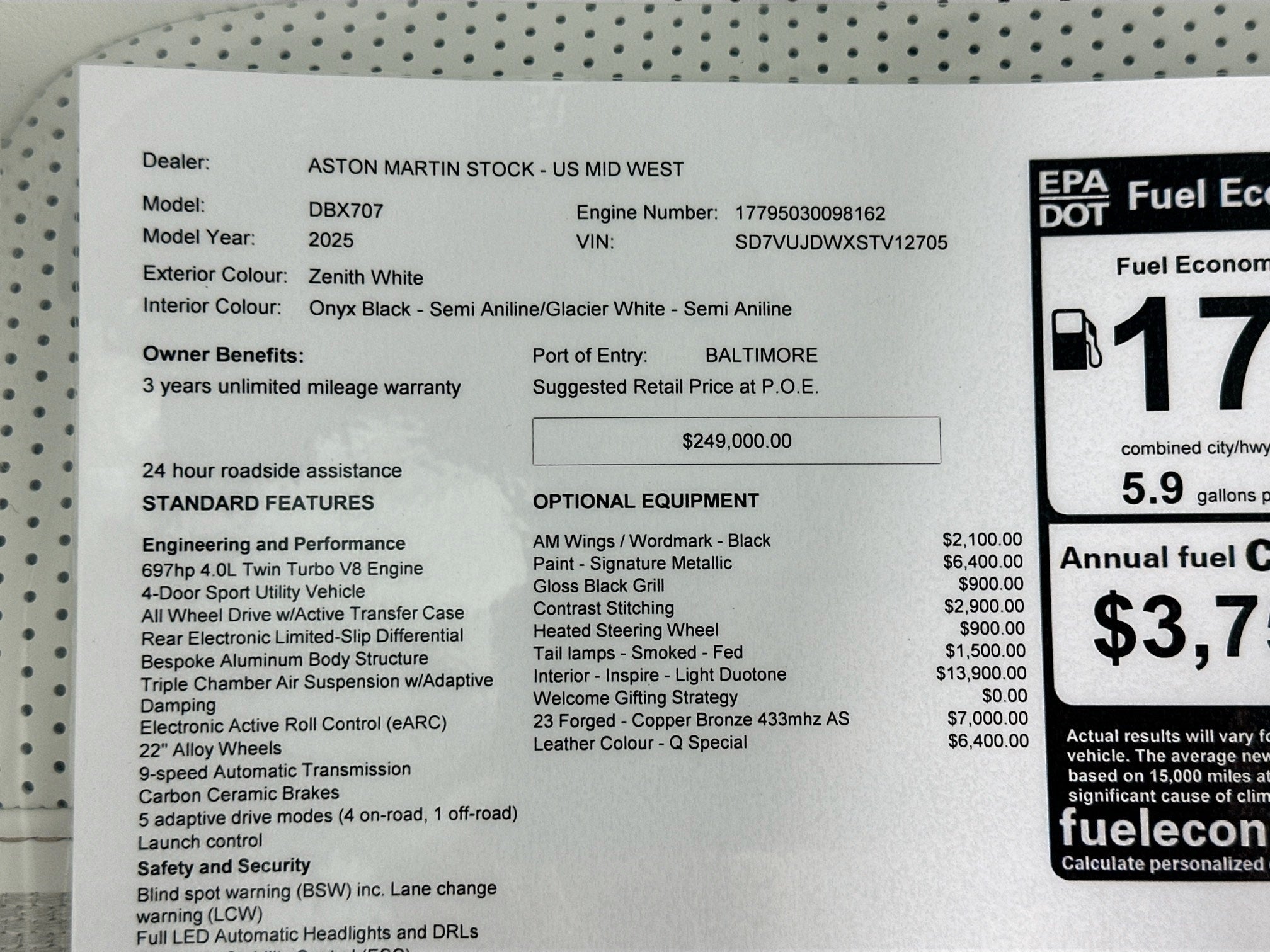 2025 Aston Martin DBX 707 Base