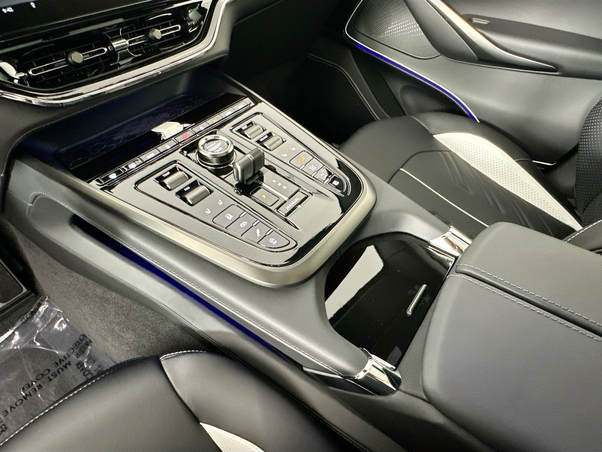 2026 Aston Martin DBX S