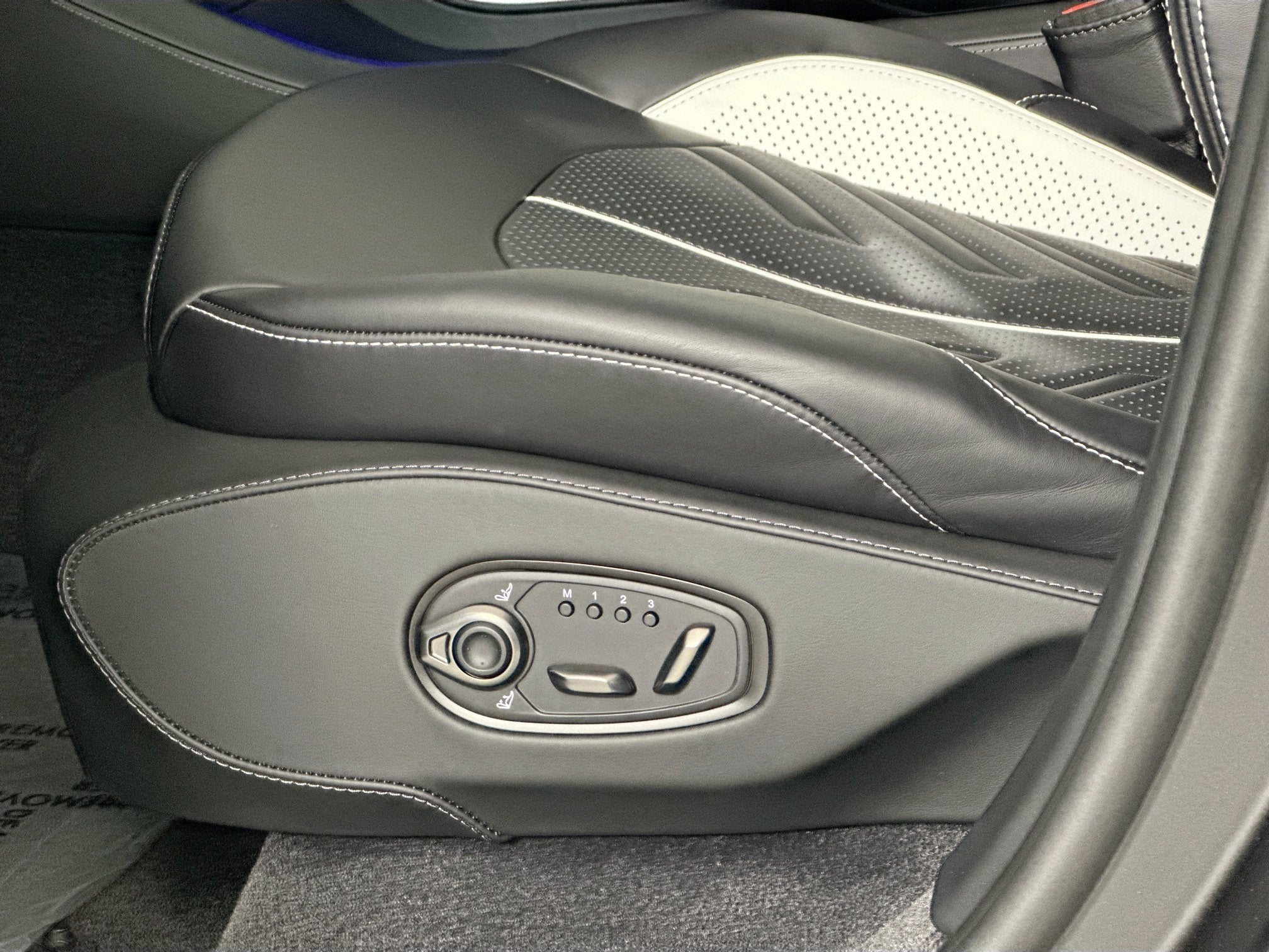 2026 Aston Martin DBX S