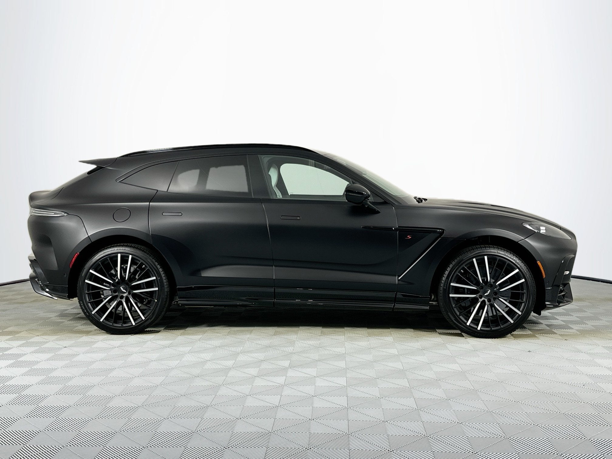 2026 Aston Martin DBX S