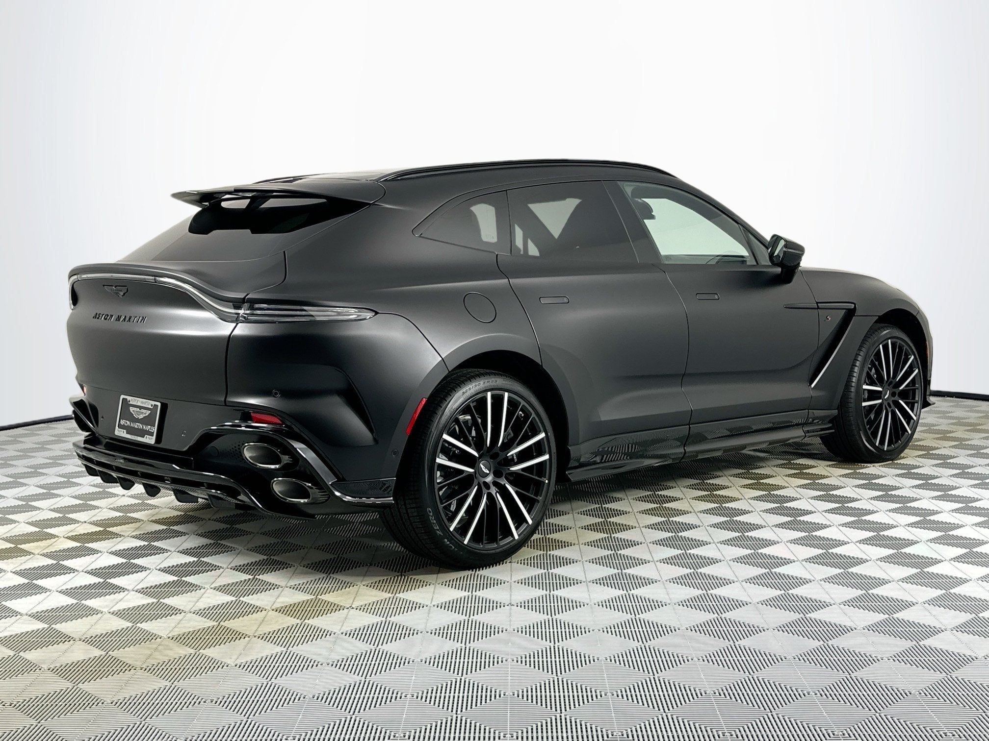 2026 Aston Martin DBX S