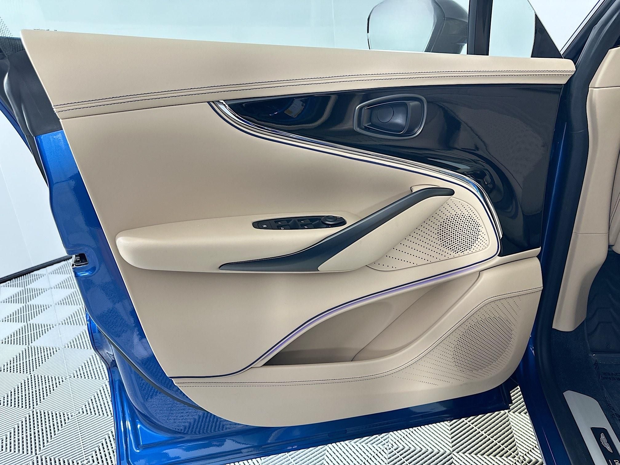 2026 Aston Martin DBX S