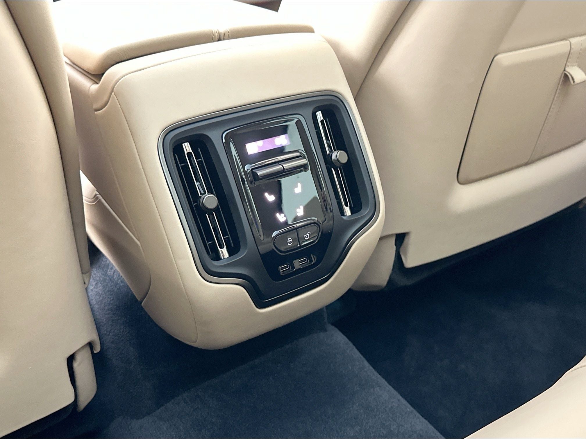 2026 Aston Martin DBX S
