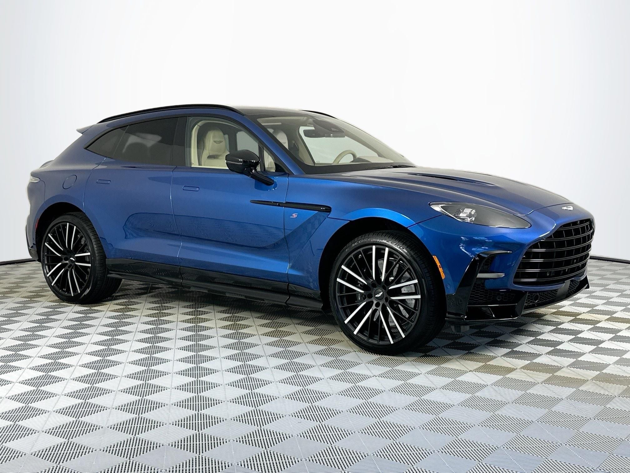 2026 Aston Martin DBX S