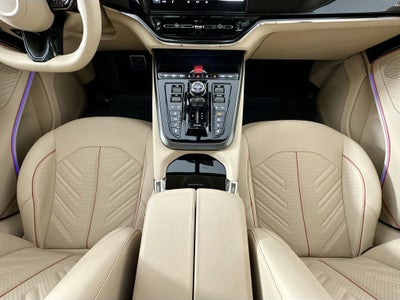 2026 Aston Martin DBX S