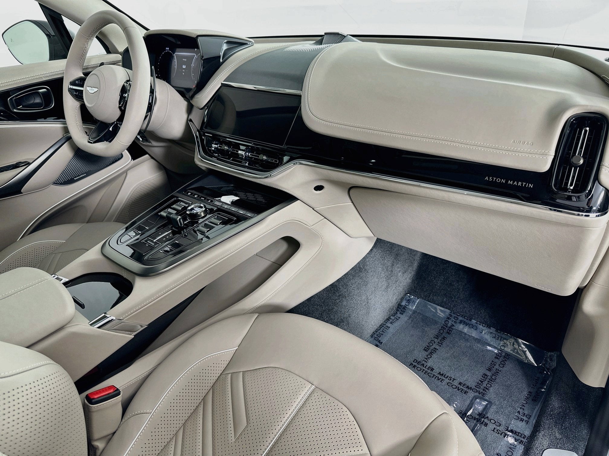 2026 Aston Martin DBX S