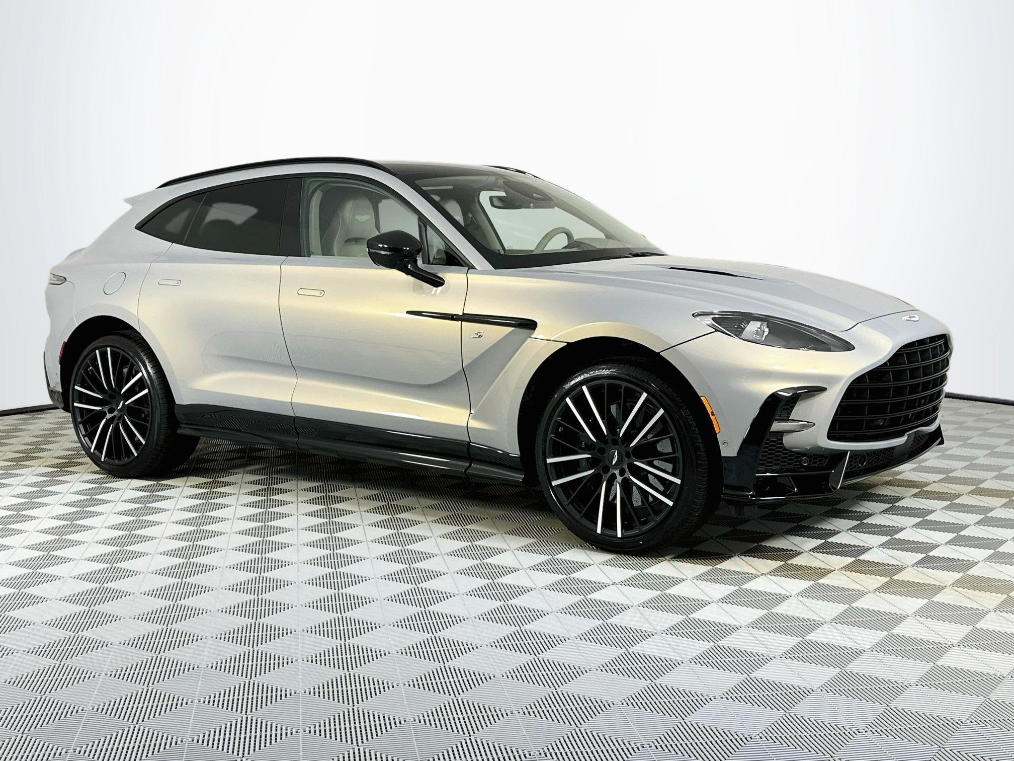 2026 Aston Martin DBX S