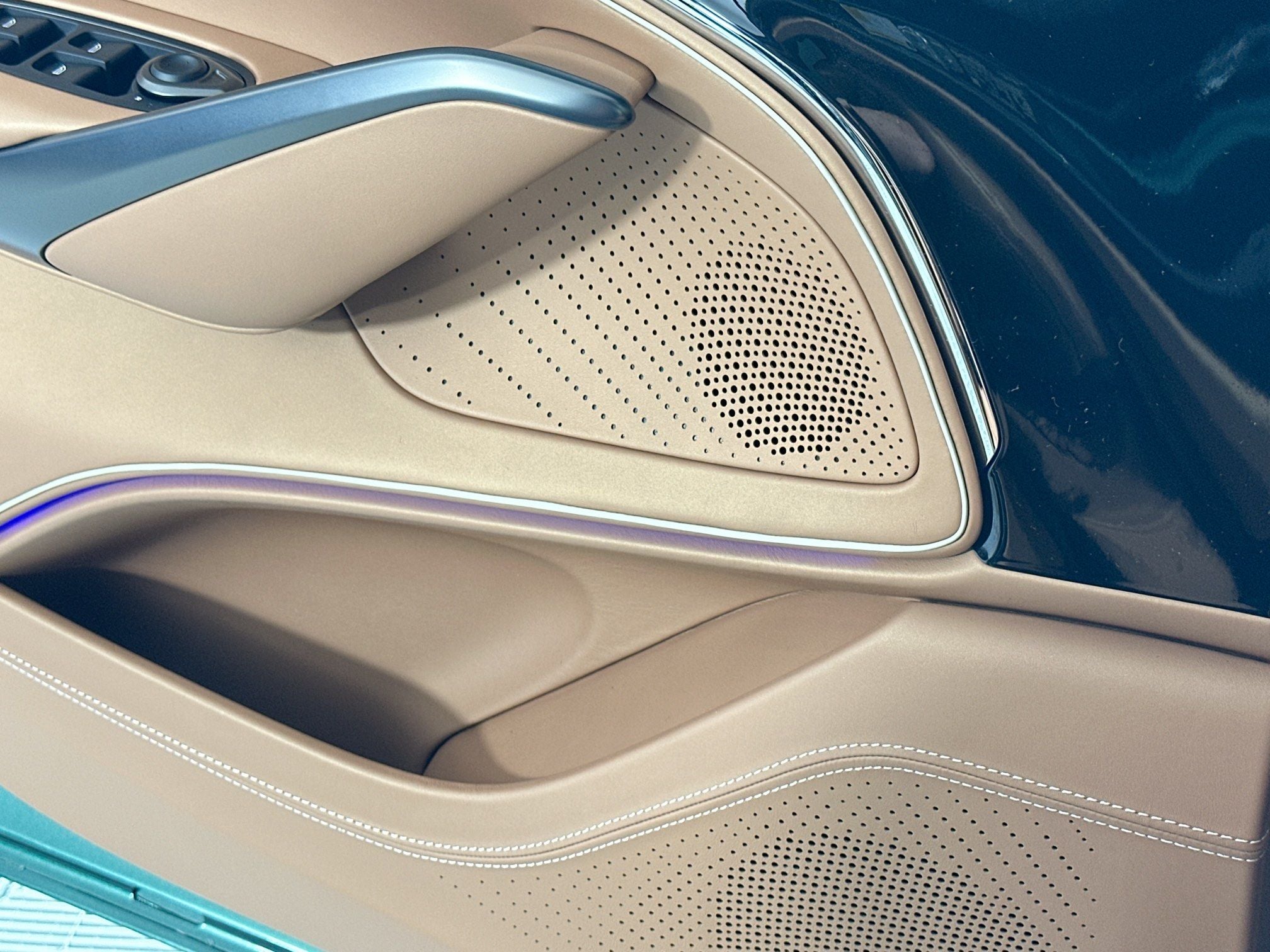 2026 Aston Martin DBX S