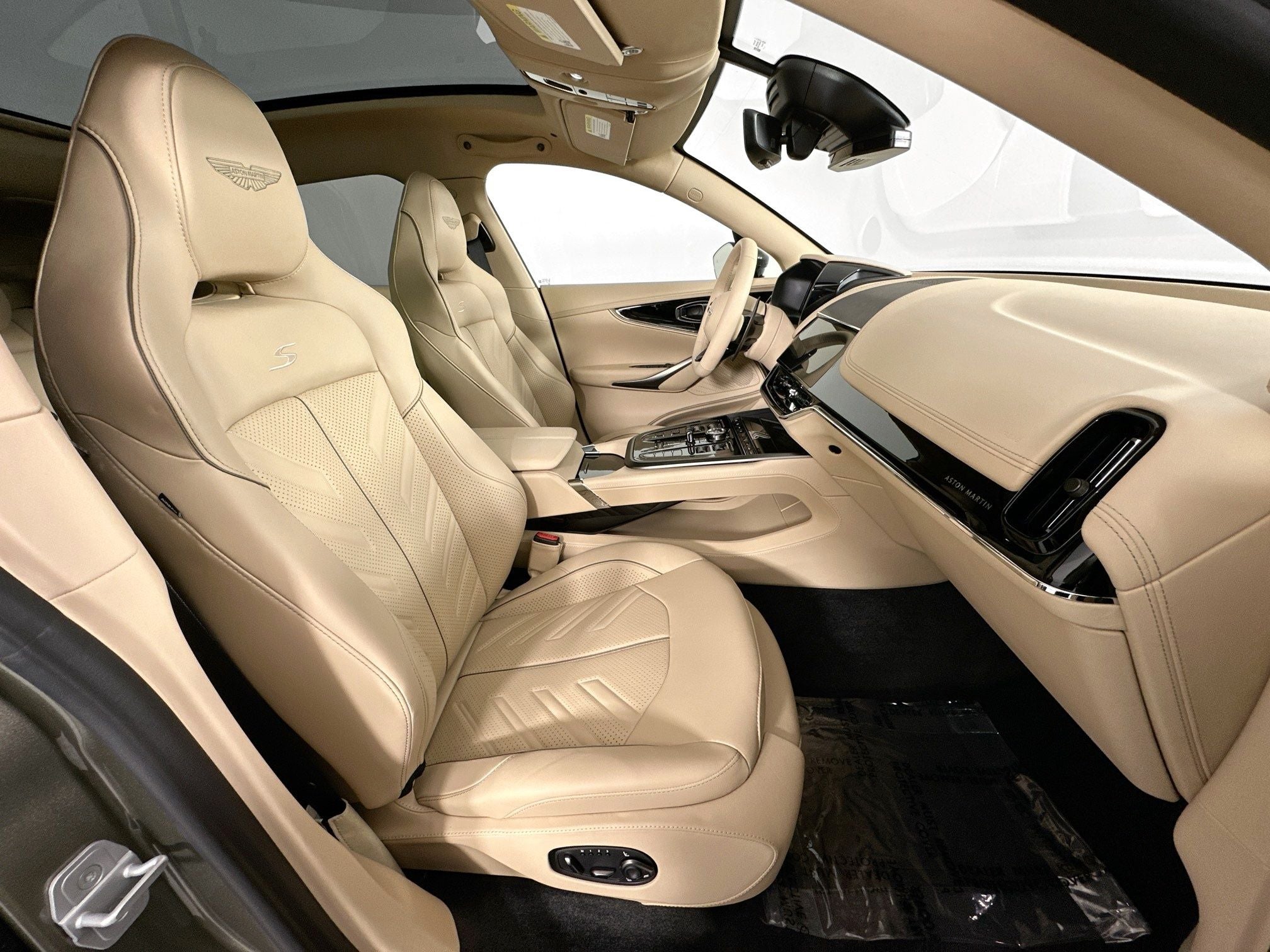 2026 Aston Martin DBX S