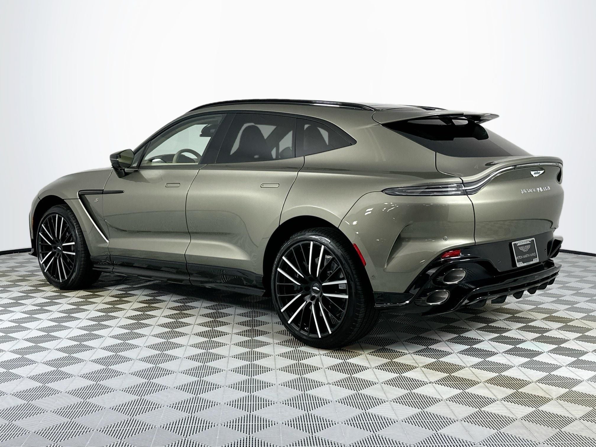 2026 Aston Martin DBX S
