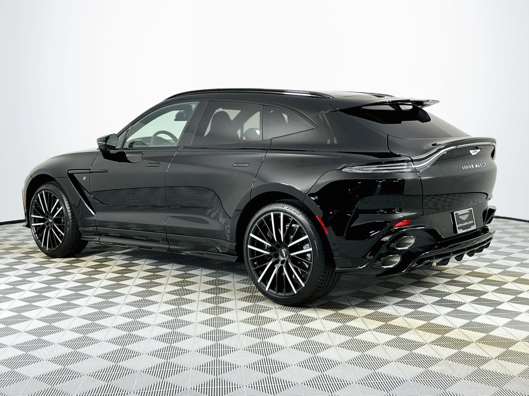2026 Aston Martin DBX S
