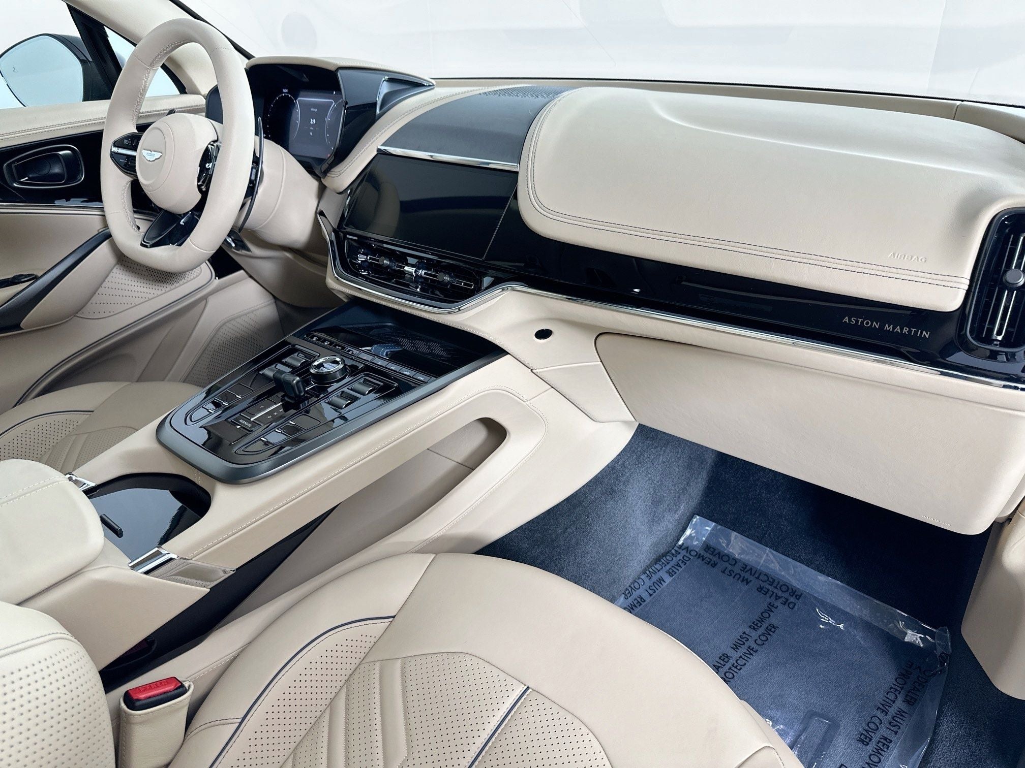 2026 Aston Martin DBX S
