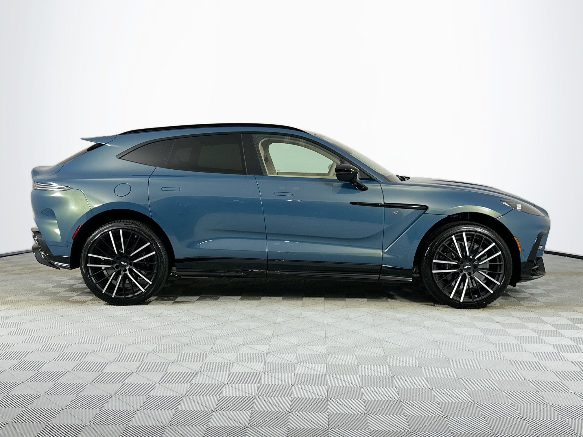 2026 Aston Martin DBX S