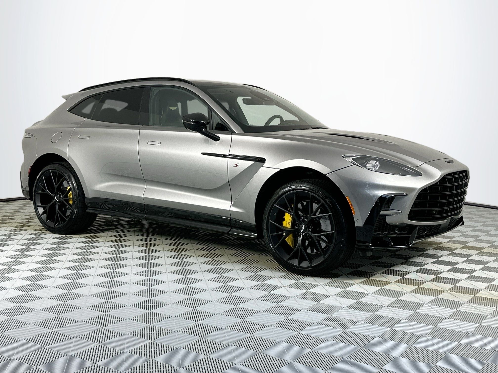2026 Aston Martin DBX S