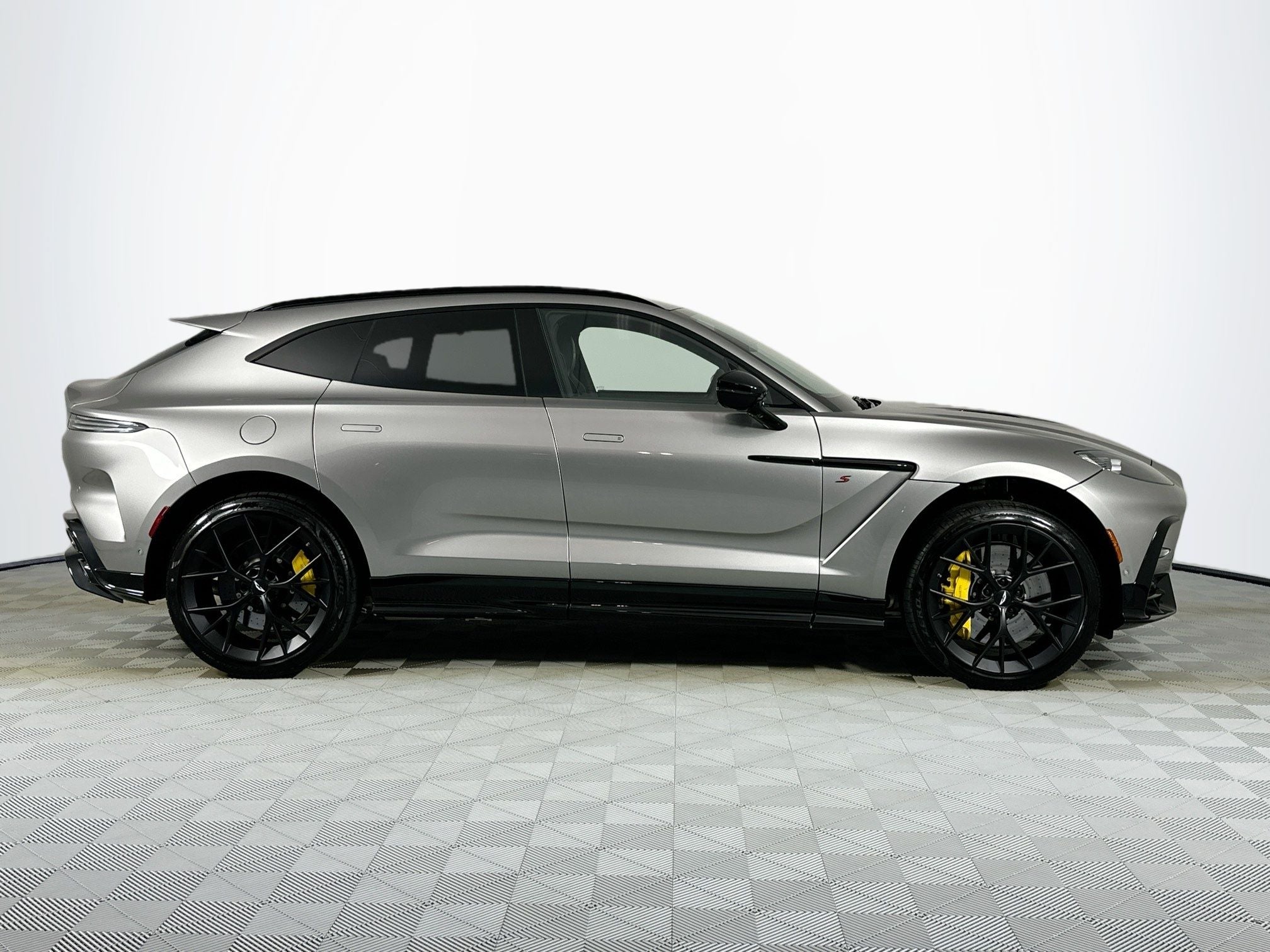 2026 Aston Martin DBX S