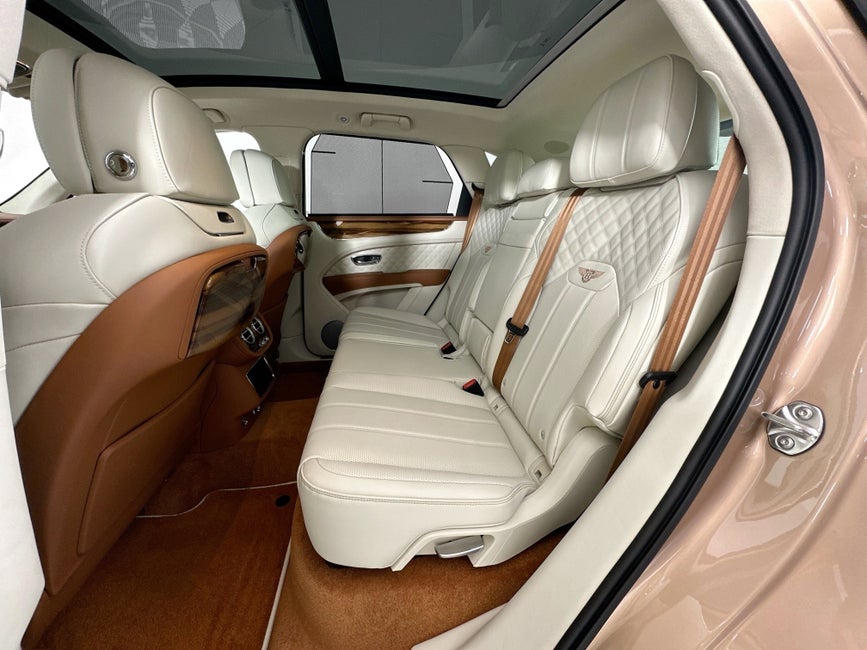 2023 Bentley Bentayga Azure Hybrid in Naples, FL - Naples Luxury Imports