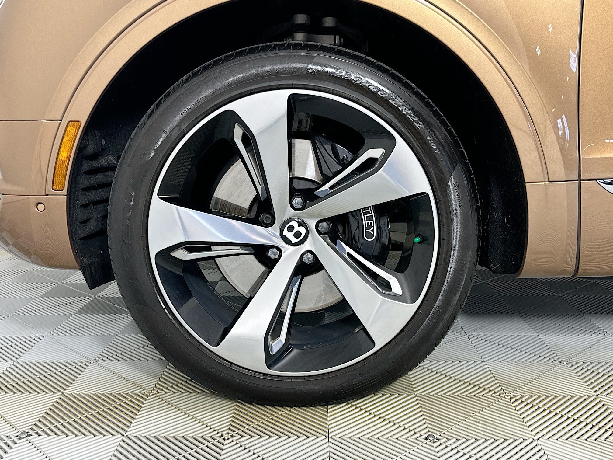 2017 Bentley Bentayga W12 First Edition