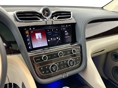 2025 Bentley Bentayga Azure