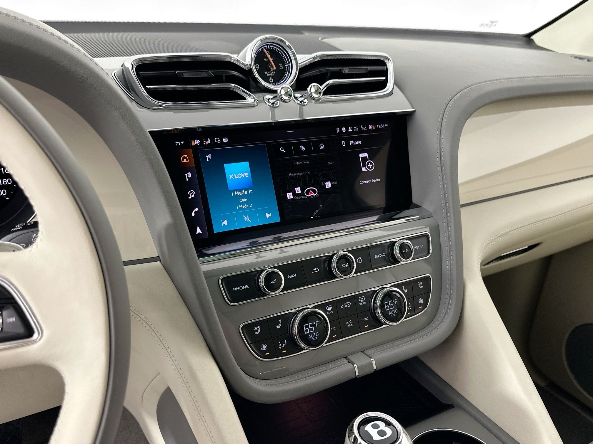 2025 Bentley Bentayga Atelier