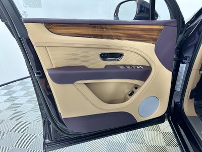 2025 Bentley Bentayga Azure