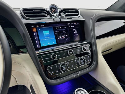 2025 Bentley Bentayga V8