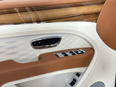 2025 Bentley Bentayga Azure