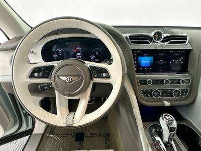 2024 Bentley Bentayga Azure - Mulliner Naples Breeze Collection