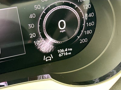 2024 Bentley Bentayga Azure - Mulliner Naples Breeze Collection