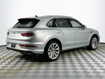 2024 Bentley Bentayga Azure - Mulliner Naples Breeze Collection
