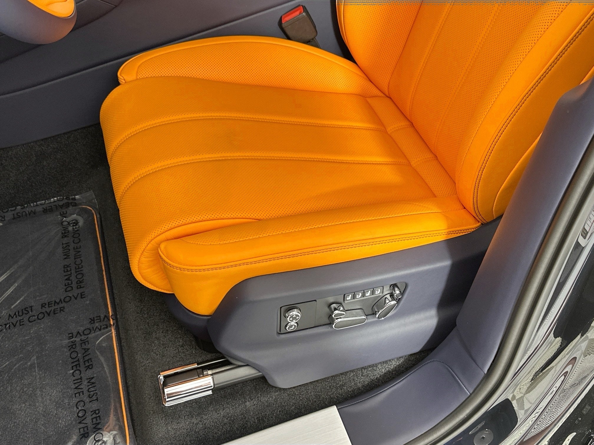 2025 Bentley Bentayga Azure Naples Edition