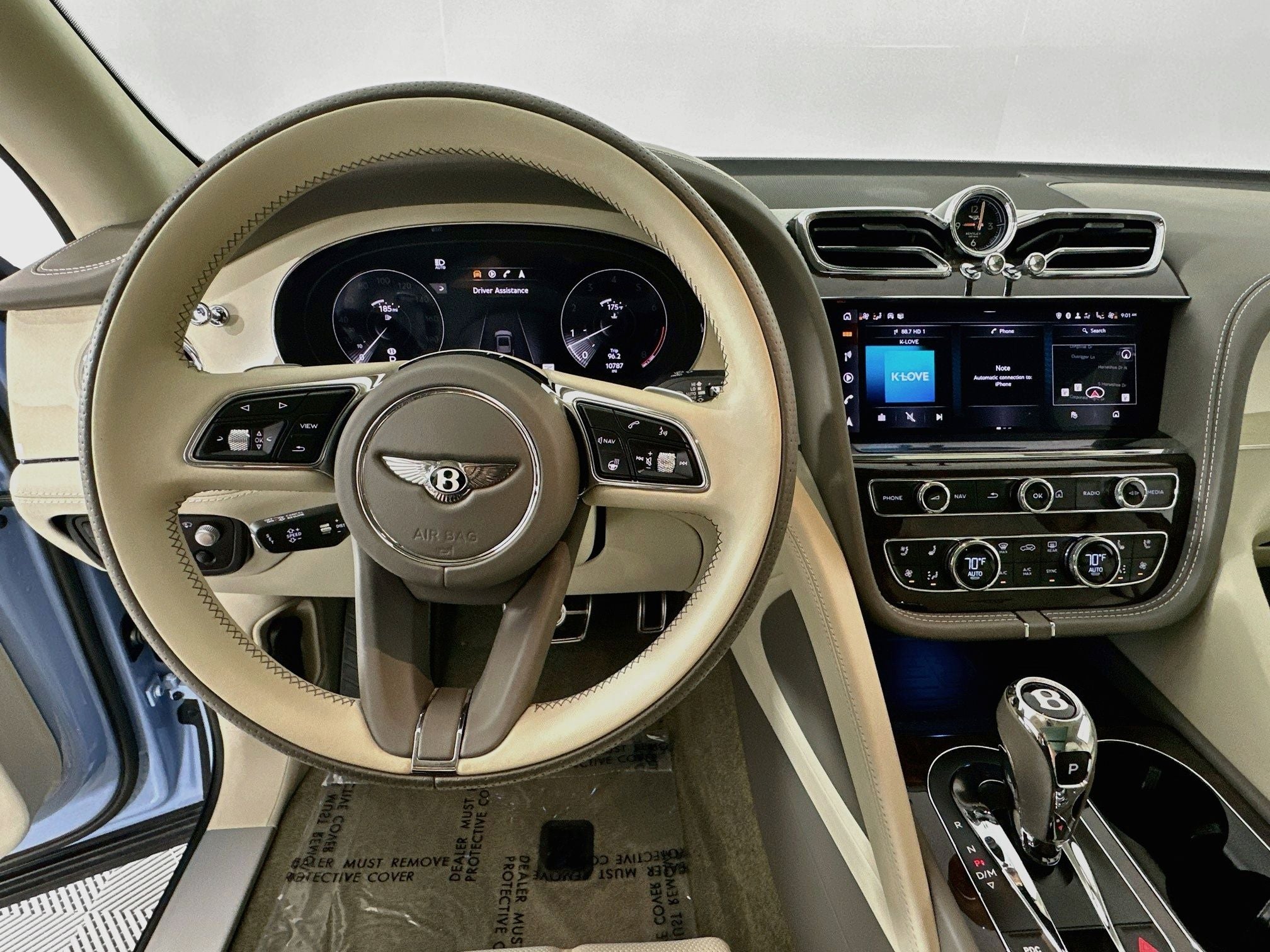 2023 Bentley Bentayga V8