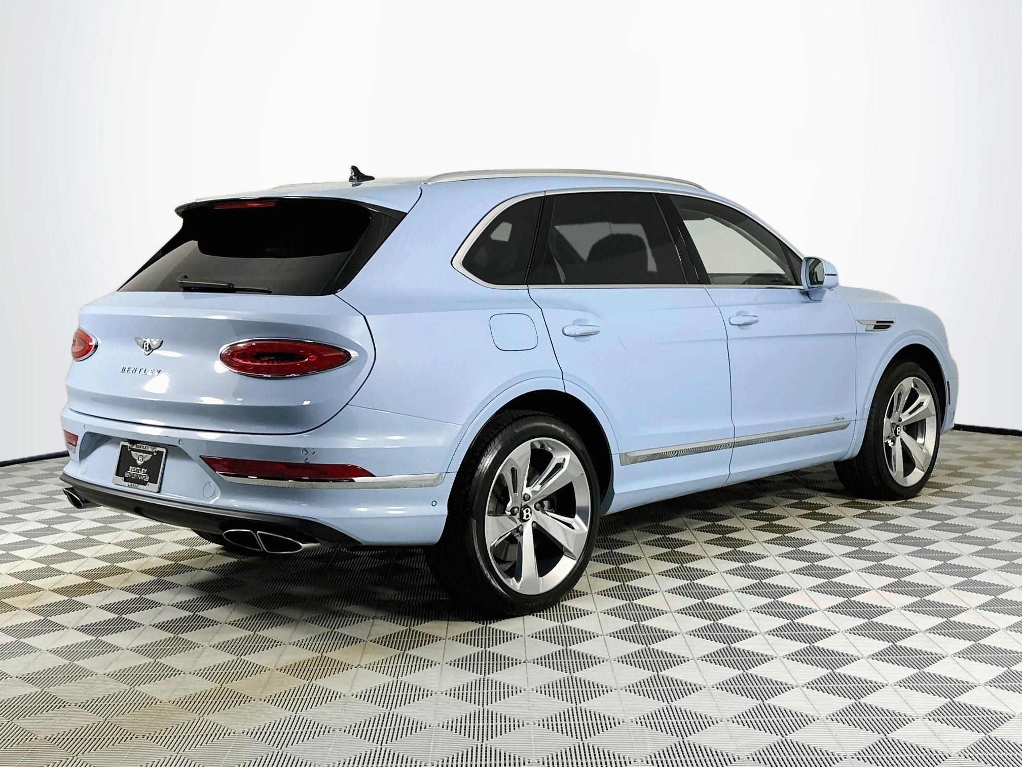 2023 Bentley Bentayga V8