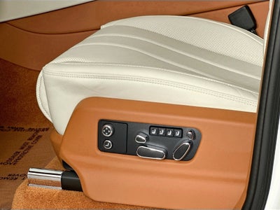 2026 Bentley Bentayga V8