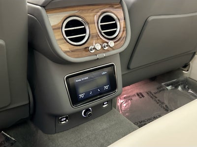 2025 Bentley Bentayga Azure