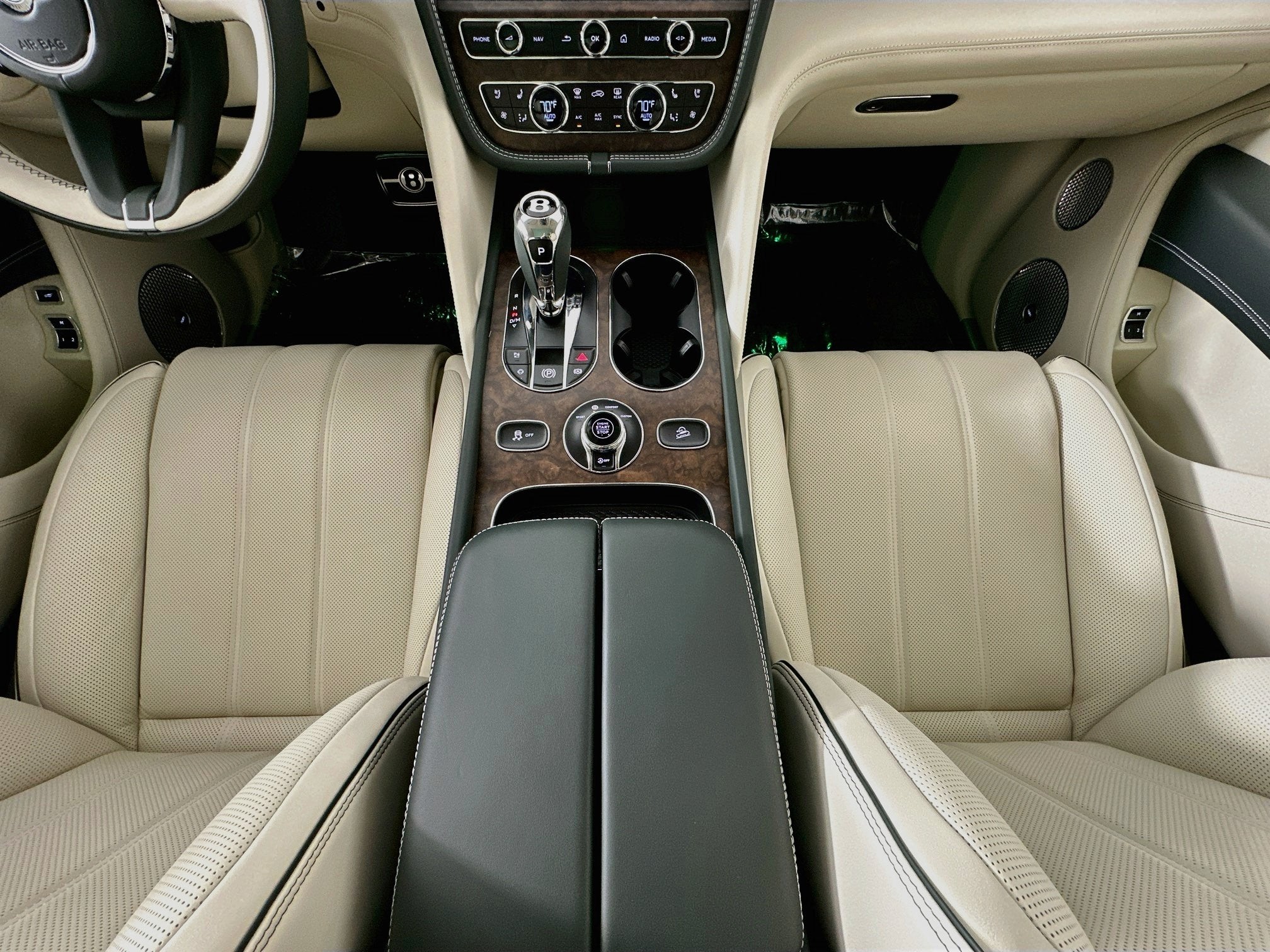 2027 Bentley Bentayga EWB Azure