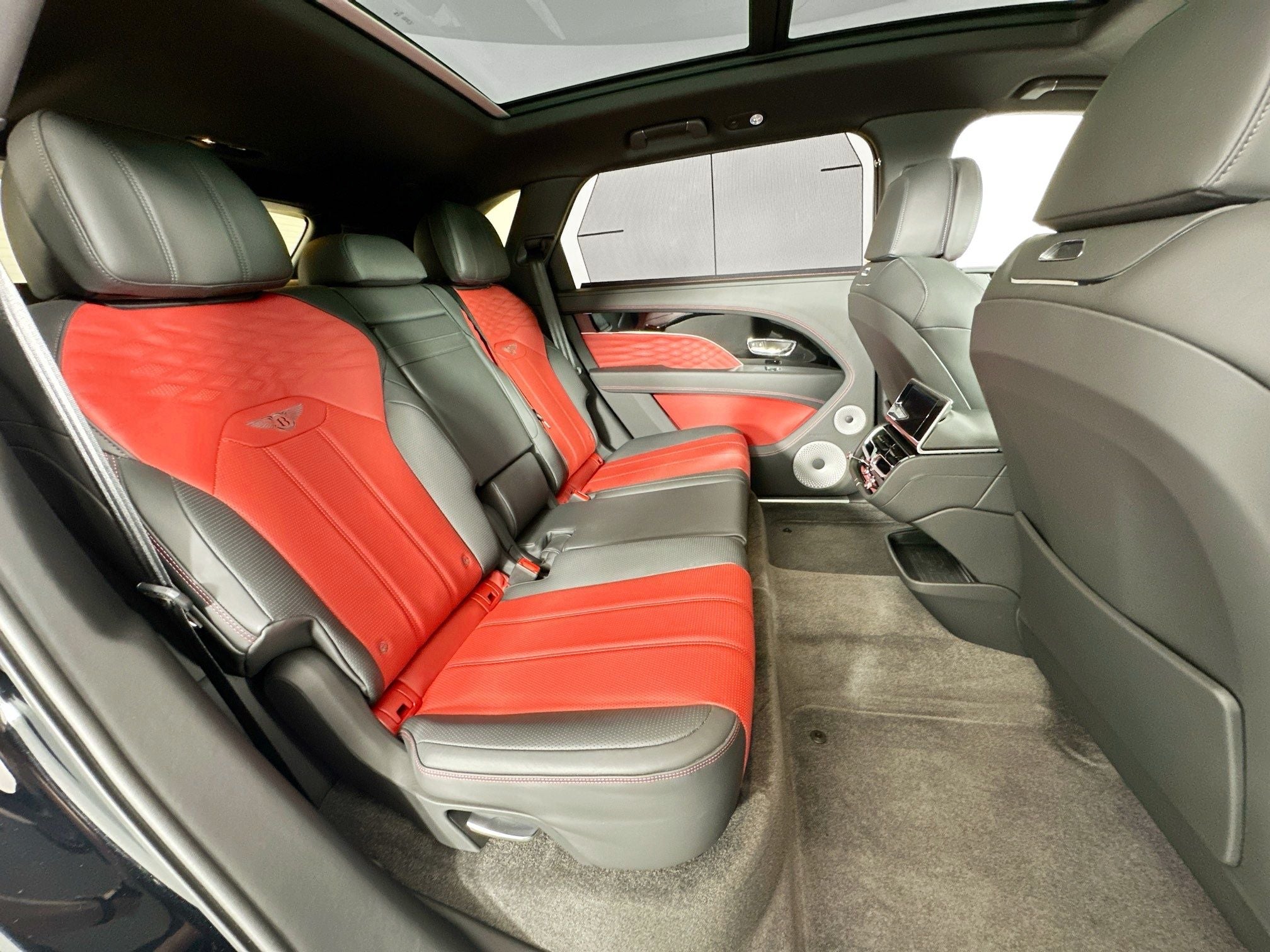 2024 Bentley Bentayga EWB Azure