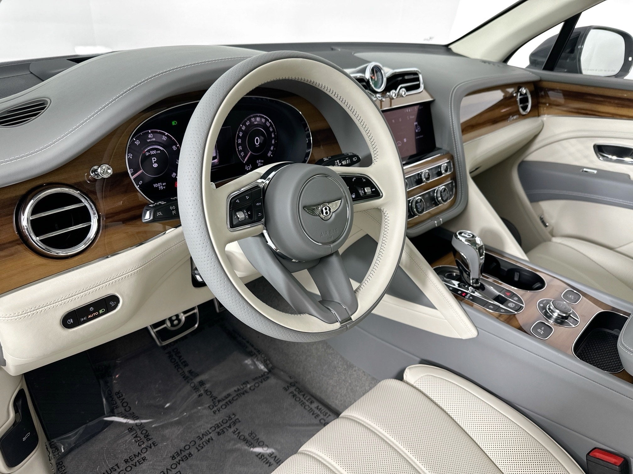 2025 Bentley Bentayga EWB Azure