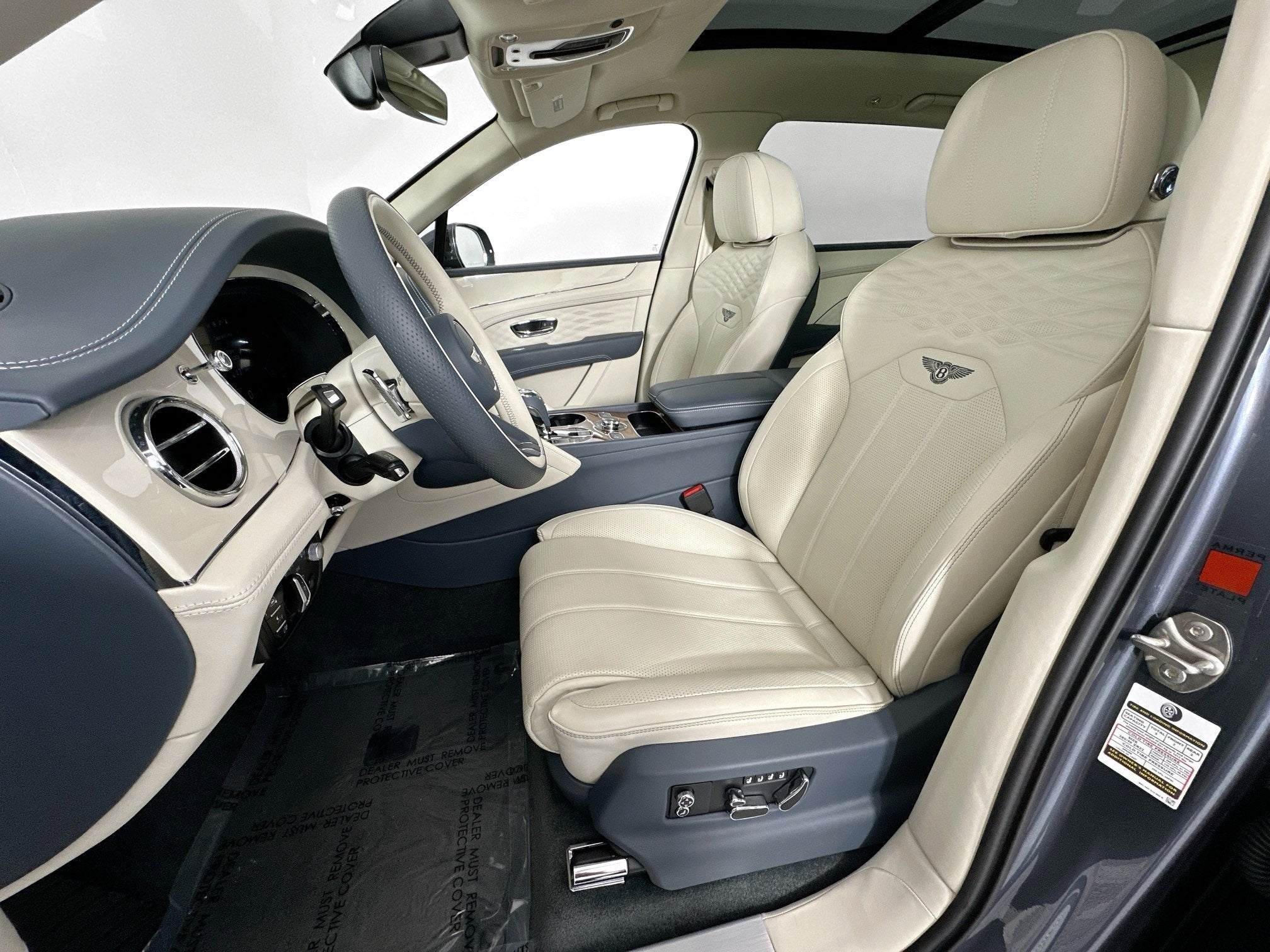 2023 Bentley Bentayga EWB Azure