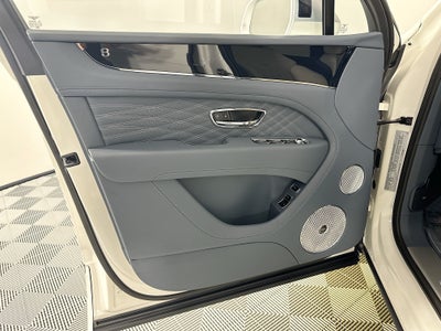 2025 Bentley Bentayga EWB Mulliner