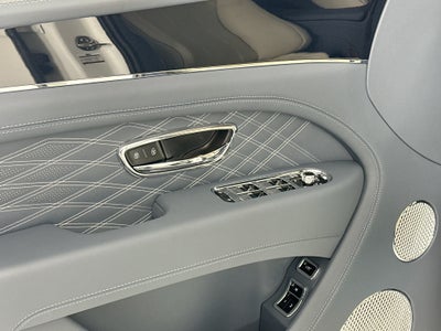2025 Bentley Bentayga EWB Mulliner