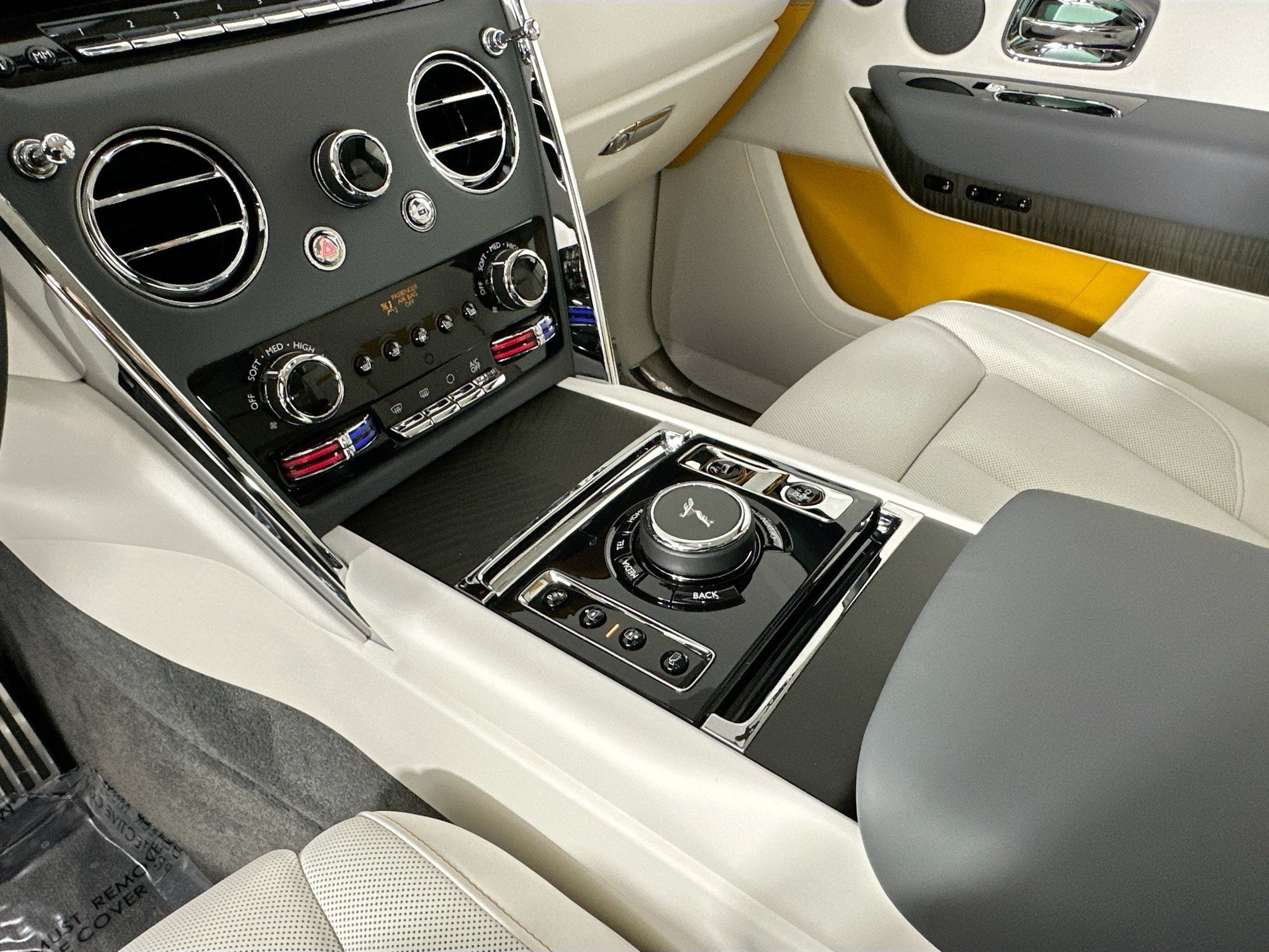 2026 Rolls-Royce Cullinan 