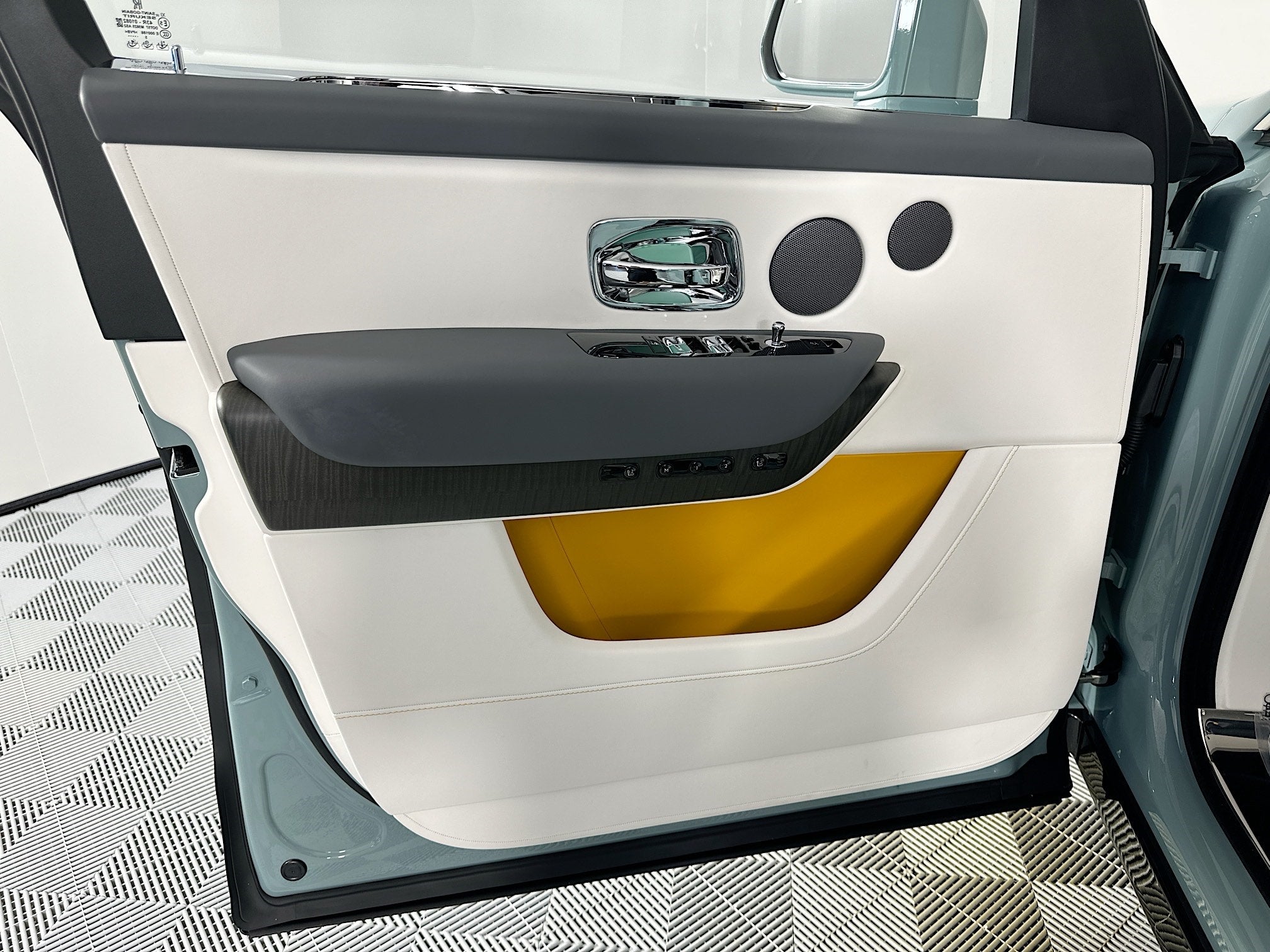 2026 Rolls-Royce Cullinan 