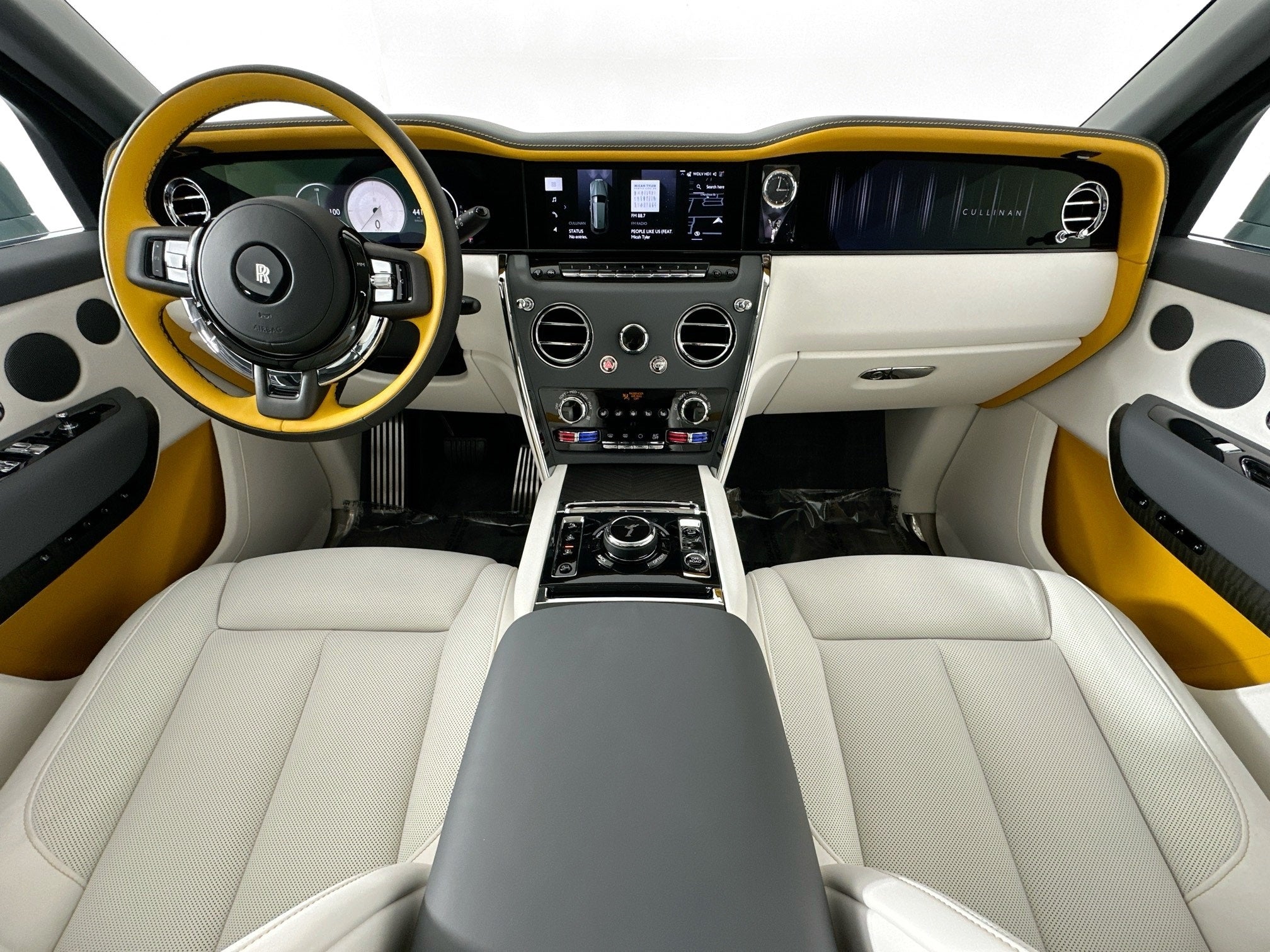 2026 Rolls-Royce Cullinan 